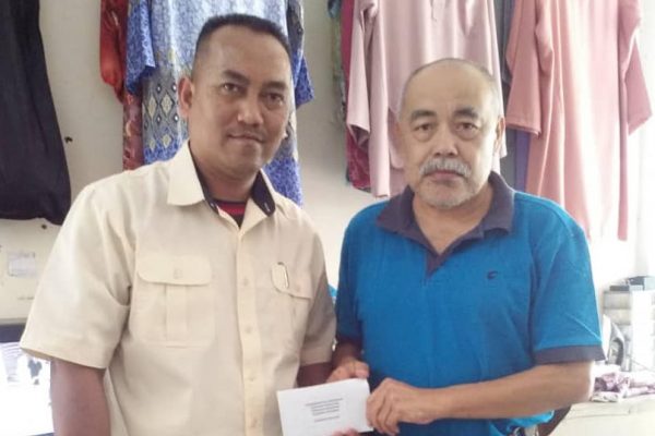 Sumbangan Kepada Pesara En Roslan