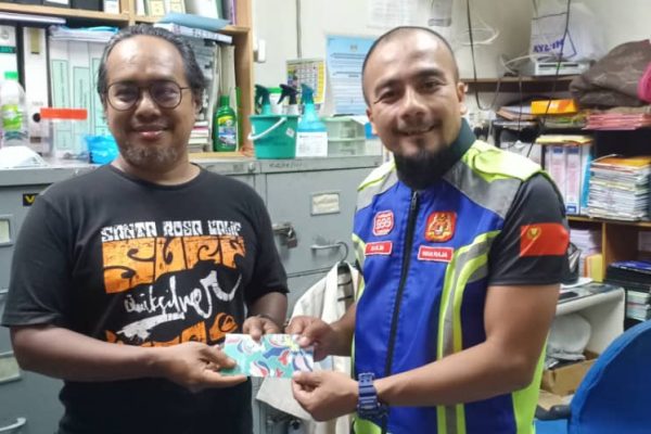 Sumbangan ahli masuk wad