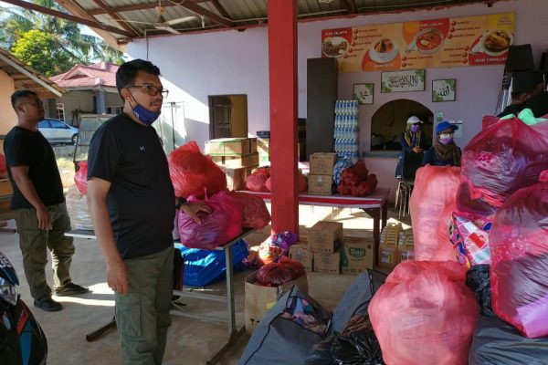 Sumbangan Mangsa Banjir Bersama Team NGO INDEVO di Temerloh